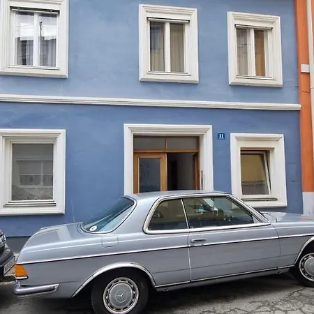 Innenstadtgarten-wohnung *