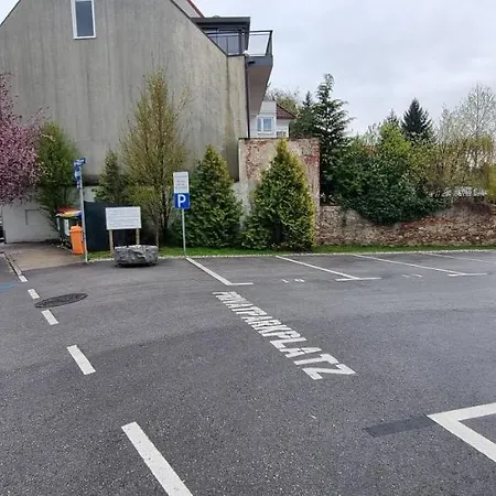 Innenstadtgarten-wohnung Appartamento