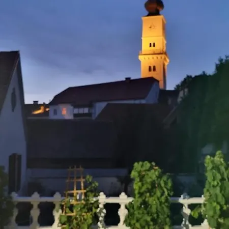 Innenstadtgarten-wohnung Lejlighed *