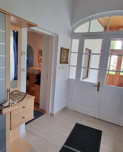 דירה Innenstadtgarten-wohnung *